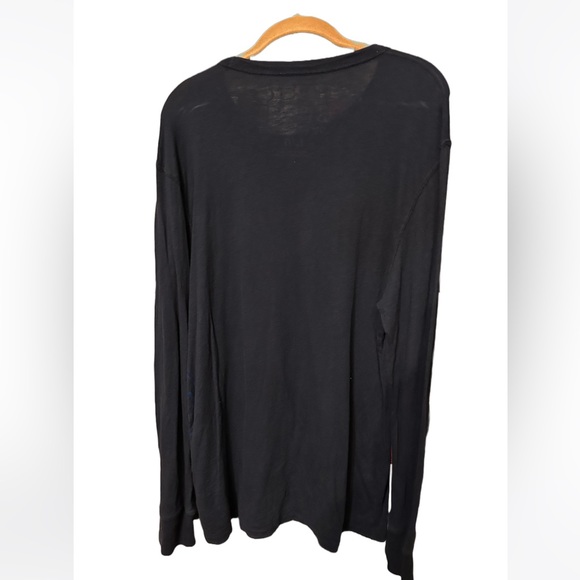 Men’s American Eagle Outfitters Graphic Athletic Fit Navy Blue Long Sleeve - Picture 2 of 3